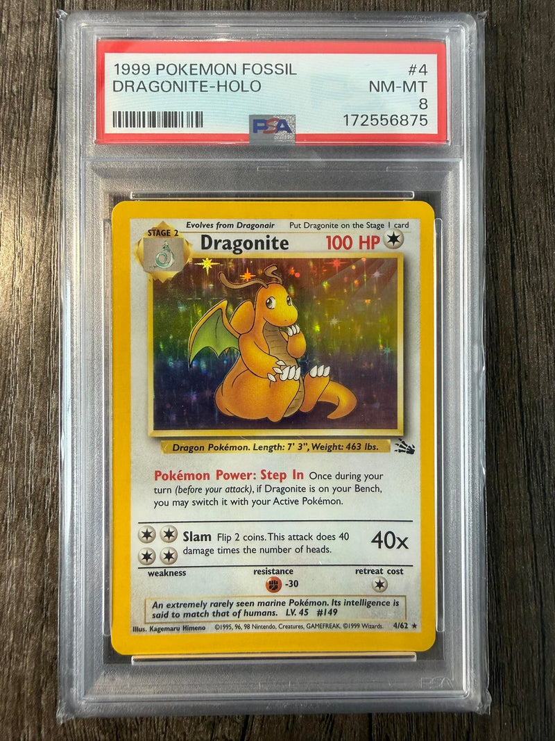 Dragonite-Holo #4 1999 Pokemon Fossil PSA 8