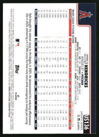 Kyle Hendricks #US136 2025 Topps Update Rainbow Foil