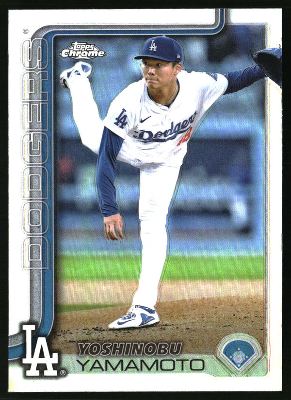 Yoshinobu Yamamoto #179 2025 Topps Chrome Refractors