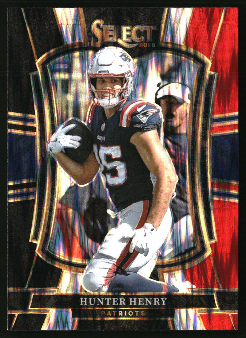 Hunter Henry 2025 Panini Select #180 Black and Red Prizm Shock