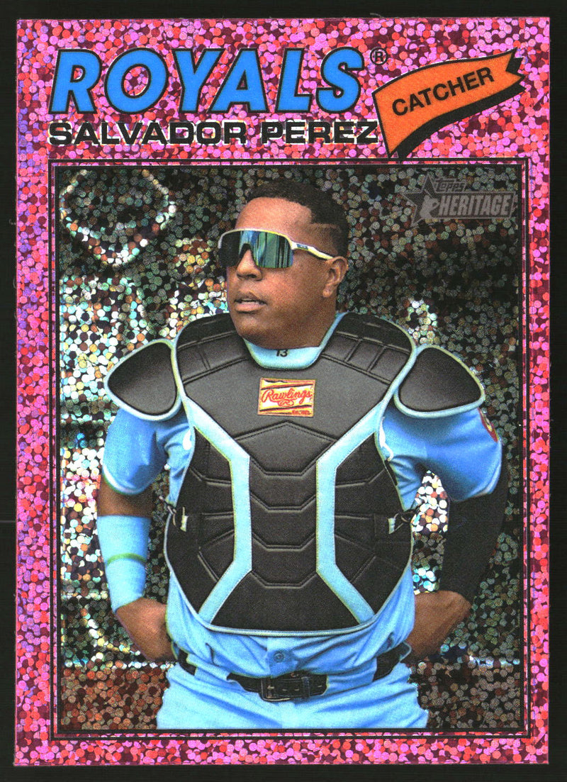 Salvador Perez 2026 Topps Heritage #320 Chrome Pink Sparkle Refractors
