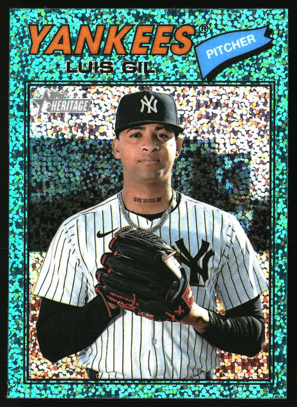 Luis Gil 2026 Topps Heritage #123 Chrome Aqua Sparkle Refractors