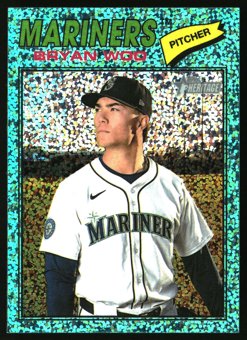 Bryan Woo 2026 Topps Heritage #99 Chrome Aqua Sparkle Refractors