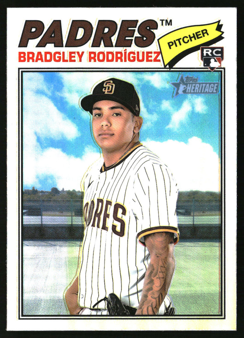 Bradgley Rodriguez 2026 Topps Heritage #148 Chrome Refractors RC