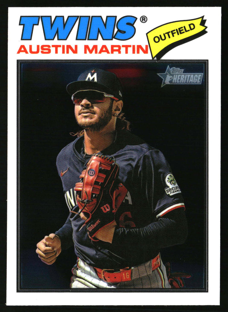 Austin Martin 2026 Topps Heritage #44 Chrome