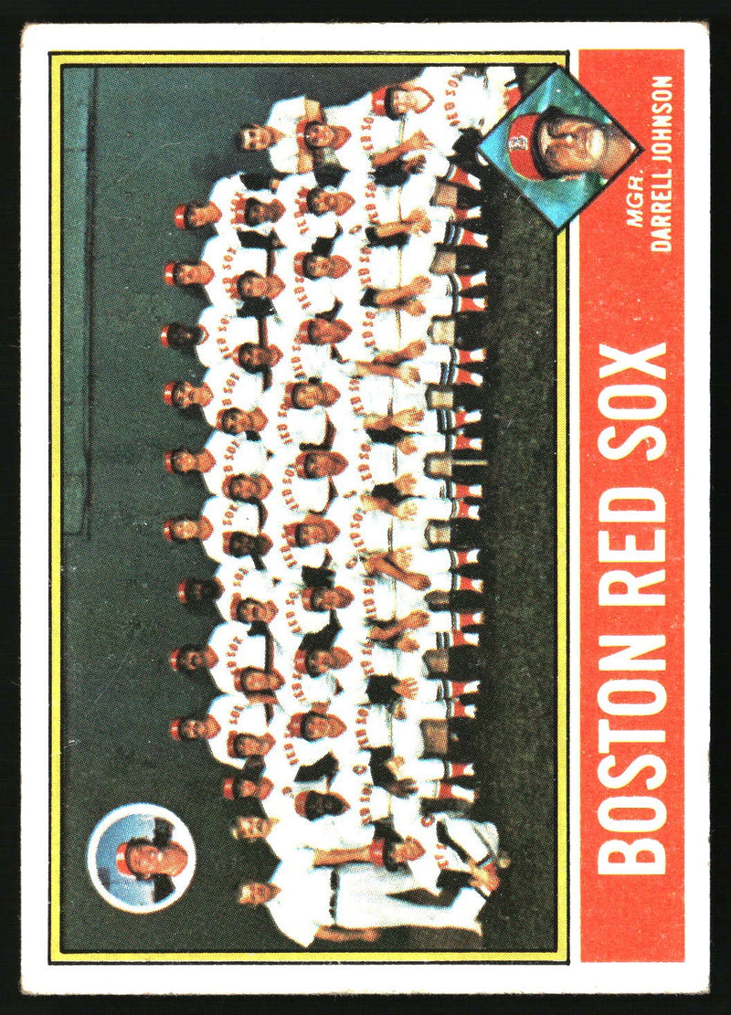Boston Red Sox / Darrell Johnson 1976 Topps #118